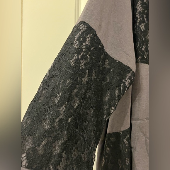 Torrid- Hooded Cardigan with Light Lace - grey and black plus size 6 (30) new! - Picture 4 of 5